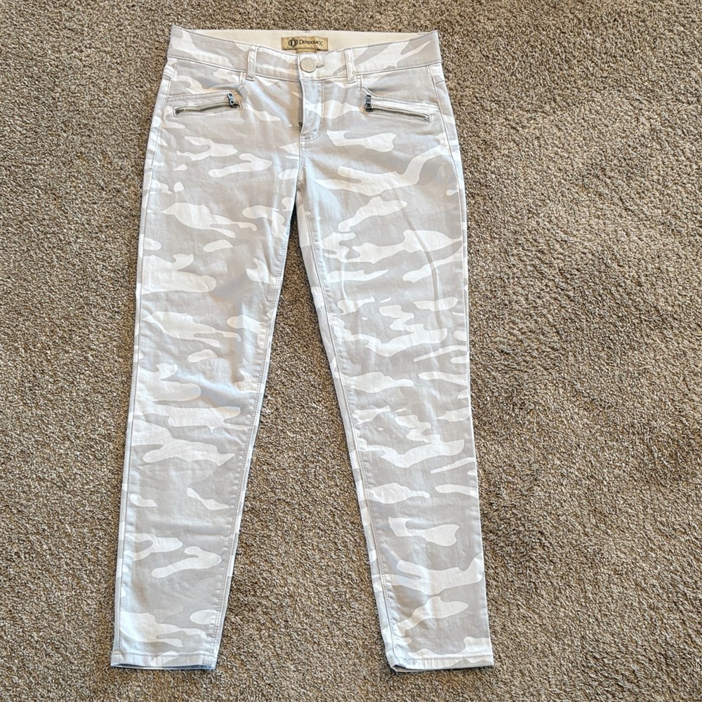 Camouflage Skinny Pants with Zipper Pockets